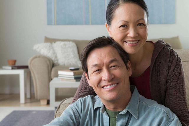 50岁女性注意！妇科医生指出补充4种营养素可减轻更年期困扰(图9)