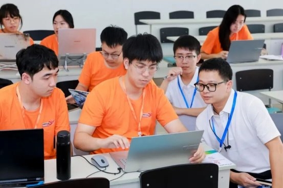 53个国奖数千个智能体｜第七届开发者大赛院校赛道圆满落幕(图2)