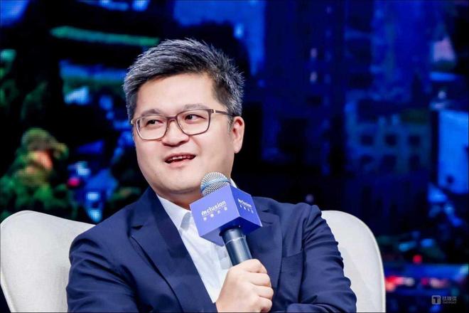 张宏江、王兴兴、王坚等AI大咖亮相2025外滩大会中美AI竞争核心力量有哪些？(图6)