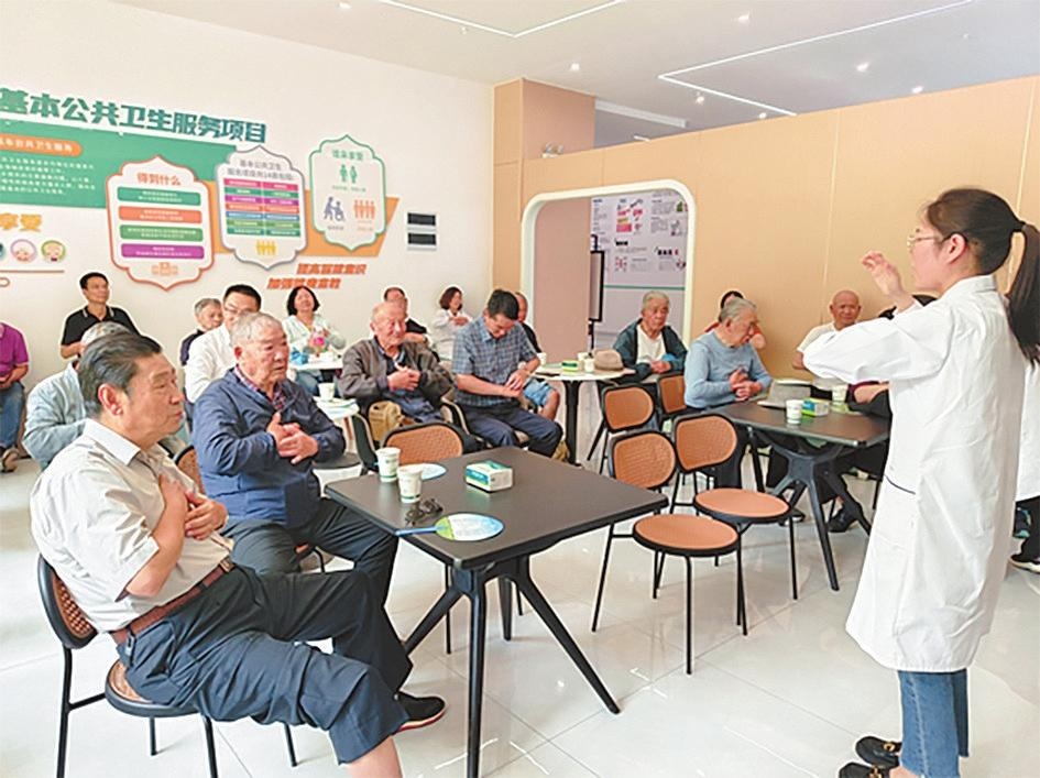 云南实施基本公共卫生服务15年 健康水平持续提升