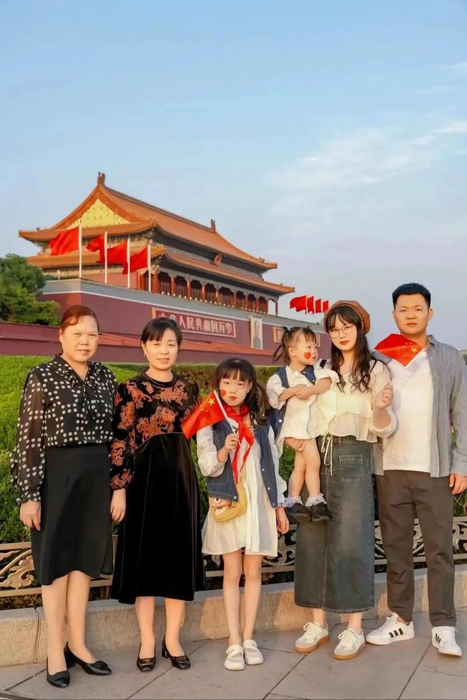 带父母去北京五天四晚跟团游价格全解析：人均预算与行程规划指南