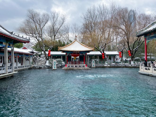 济南跟团三日游价格及必玩景点3天2晚纯玩团行程方案与预算规划(图2)