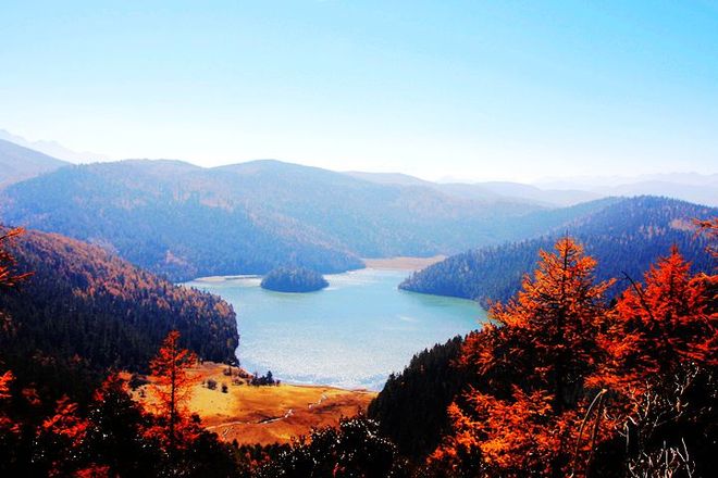 云南昆明香格里拉报团旅游省钱攻略：报团5天4晚行程规划消费透明(图3)